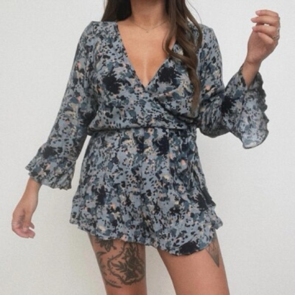 FREE PEOPLE Romper ALL THE RIGHT RUFFLES BLUE Floral - Picture 7 of 10